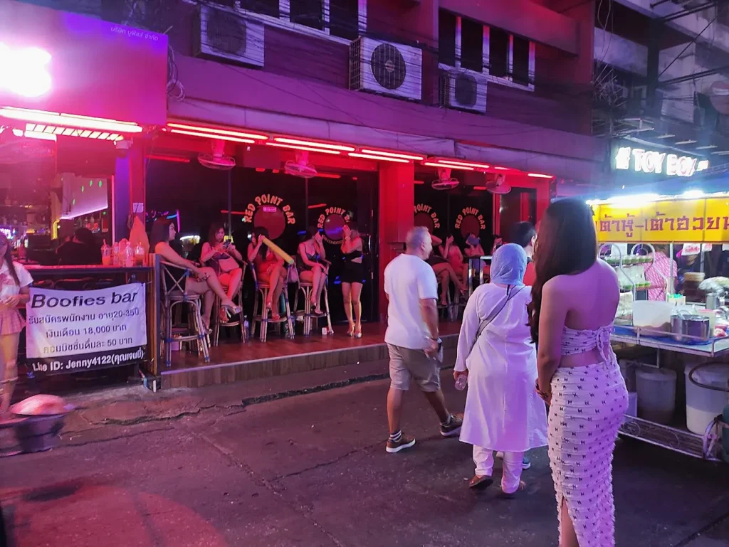 파타야 워킹걸 소이혹